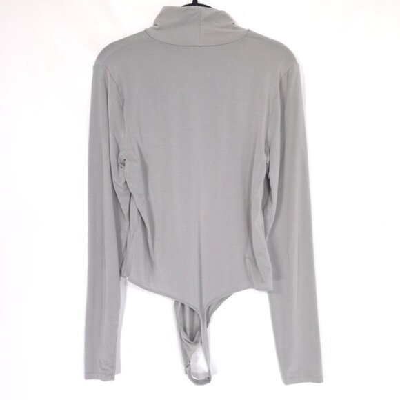 Aritzia Wilfred Women's Bodysuit LARGE Gray Long Sleeve Turtleneck Tencel Stretc - Picture 2 of 8